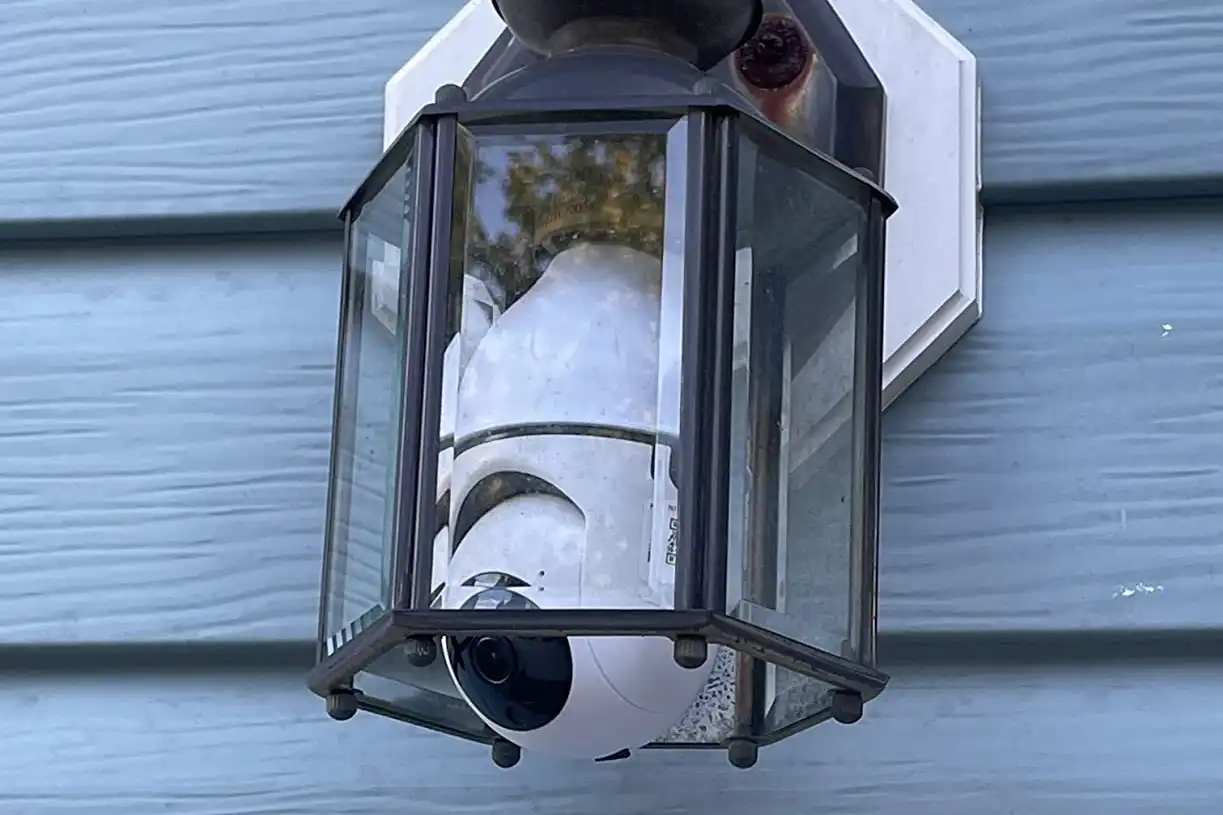 Light Bulb Camera Reviews